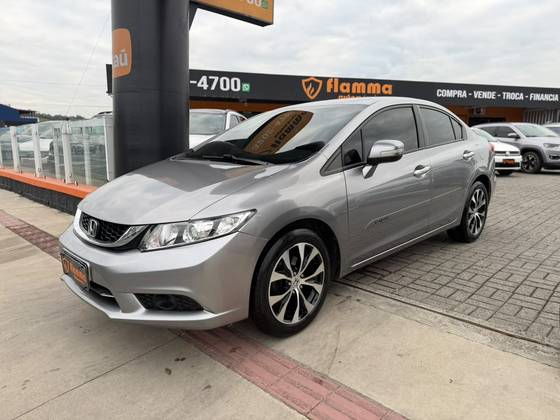HONDA CIVIC 1.8 LXS 16V FLEX 4P MANUAL